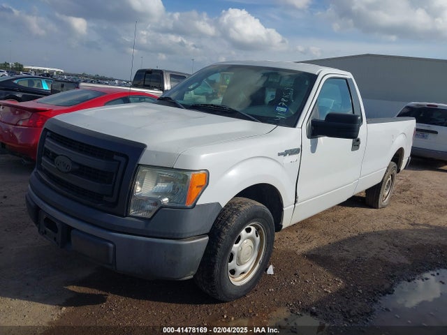 Ford F-150 Xl 2014 1FTMF1CM8EKF18728 Image 2