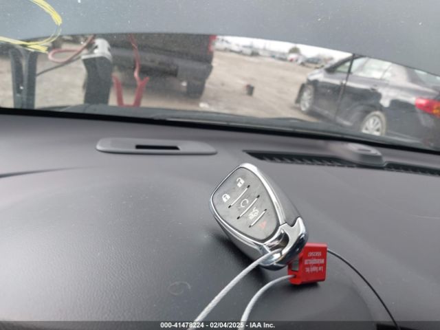 1G1ZD5STXMF048469 Chevrolet Malibu Fwd Lt