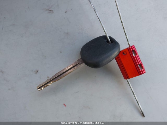 4T1BF1FKXGU603025 Toyota CAMRY SE
