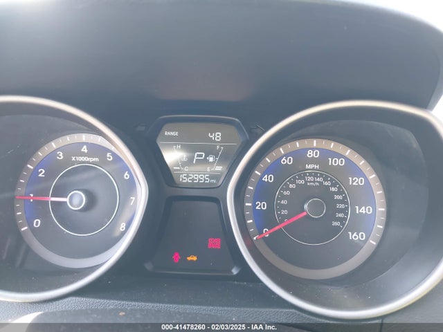 KMHDH4AE3FU268887 Hyundai ELANTRA SE