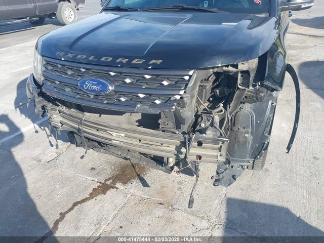 1FM5K7D82JGA55918 Ford EXPLORER XLT