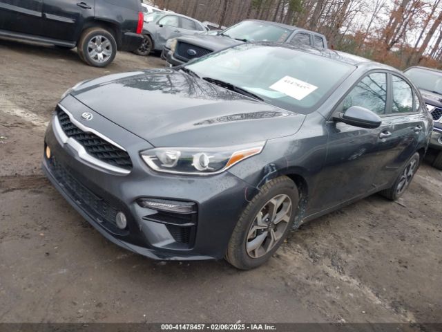 3KPF24AD9ME365769 KIA Forte Lxs