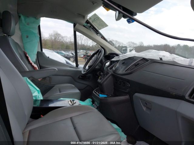 1FTYE1ZM1KKA55404 Ford Transit-150