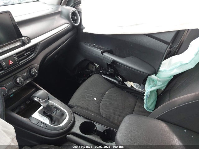 3KPF24AD0NE436326 KIA Forte Lxs