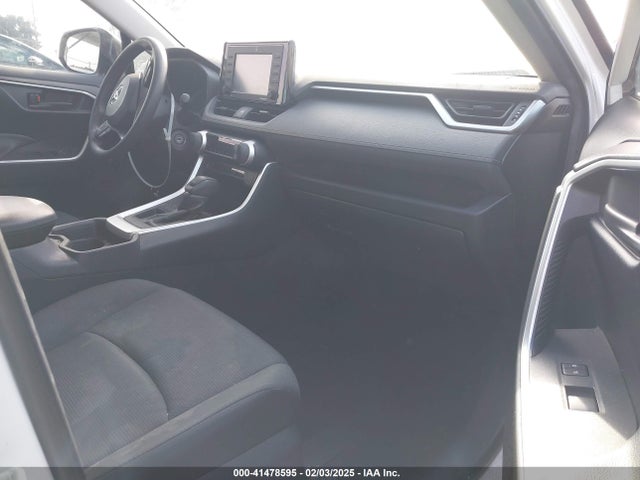 JTMH1RFV1LD048496 Toyota RAV4 LE