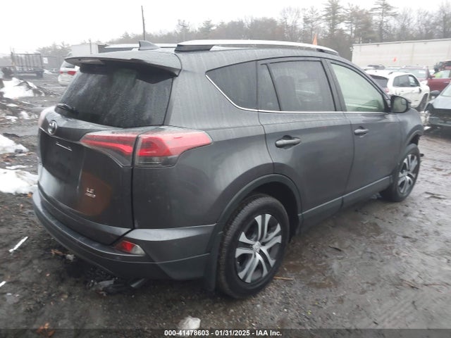 JTMBFREV6JJ242450 Toyota RAV4 LE