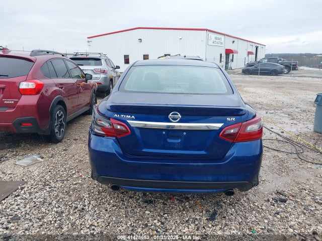 Nissan Altima 2.5 Sr 2017 1N4AL3AP4HC132784 Image 16
