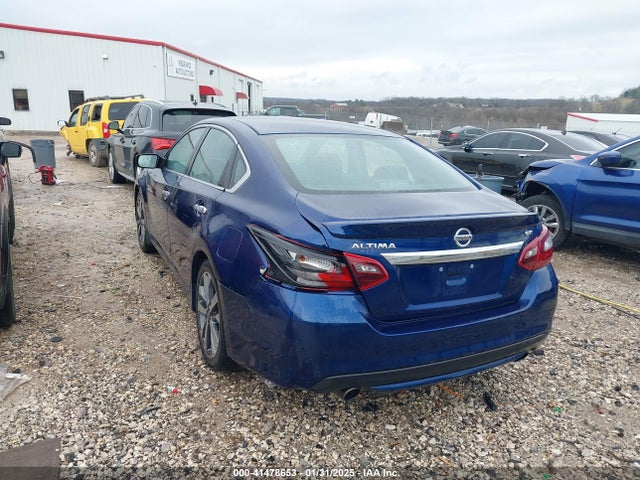 Nissan Altima 2.5 Sr 2017 1N4AL3AP4HC132784 Image 3