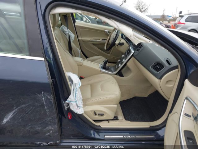 2015 VOLVO S60 YV1612TK4F1342449 Photo 4
