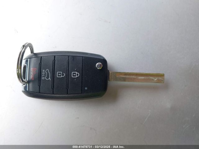 5XYPG4A35GG149678 KIA Sorento 2.4l Lx