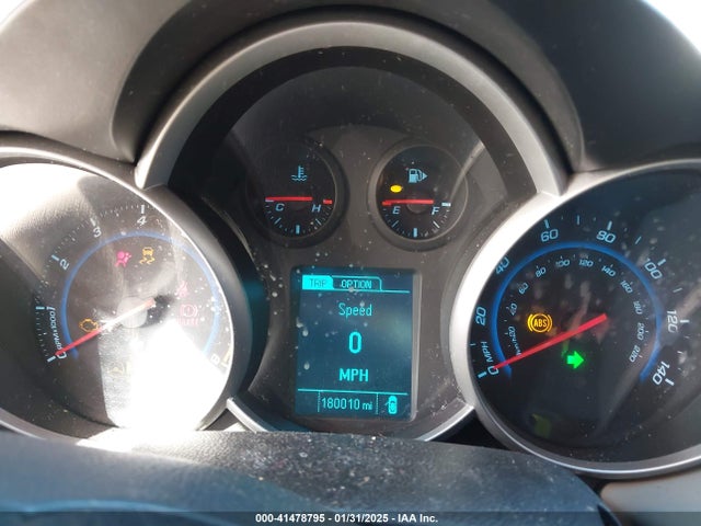 1G1PA5SH4F7159835 Chevrolet Cruze Ls Auto