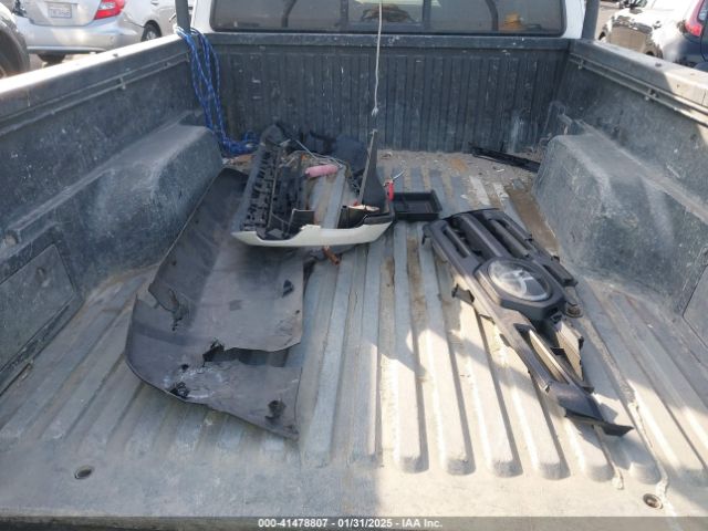 5TFRZ5CN3JX064821 Toyota Tacoma Sr5 V6