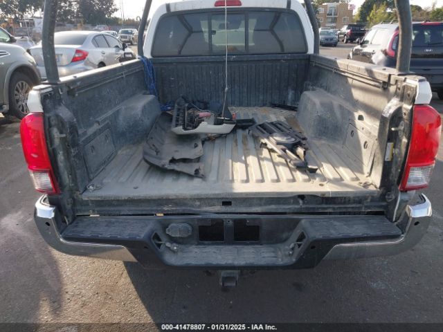 5TFRZ5CN3JX064821 Toyota Tacoma Sr5 V6