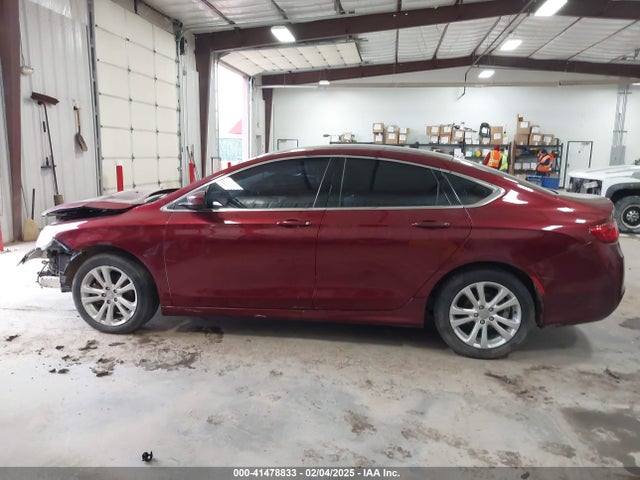 1C3CCCAB1FN646153 Chrysler 2015