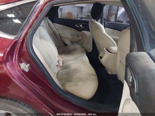 1C3CCCAB1FN646153 Chrysler 2015