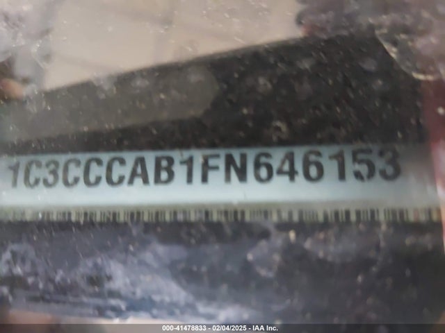 1C3CCCAB1FN646153 Chrysler 2015