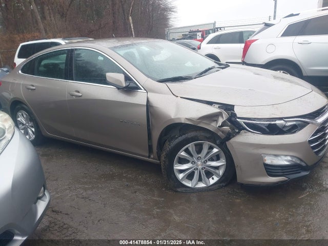 1G1ZD5ST0RF105110 Chevrolet Malibu Fwd 1lt