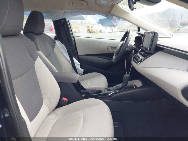 5YFEPMAE1NP272184 Toyota COROLLA LE