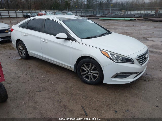 Hyundai SONATA SE 2015 5NPE24AFXFH169349 Image 1