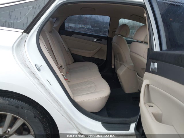 Hyundai SONATA SE 2015 5NPE24AFXFH169349 Image 8