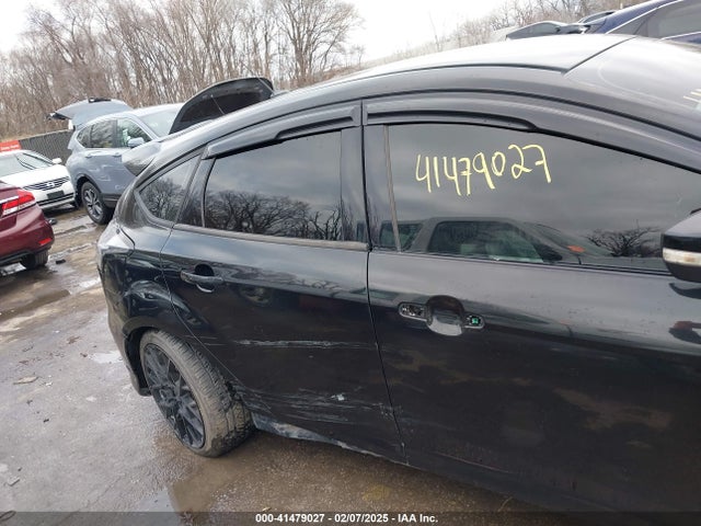 1FADP3L92FL241872 Ford FOCUS ST