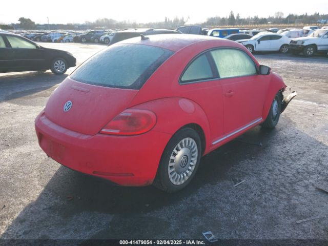 3VWJP7AT8EM629573 Volkswagen Beetle 2.5l