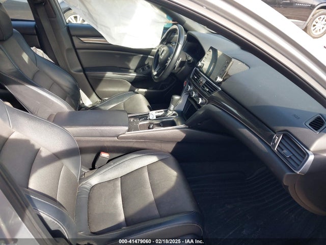 1HGCV1F35JA231222 Honda Accord Sport