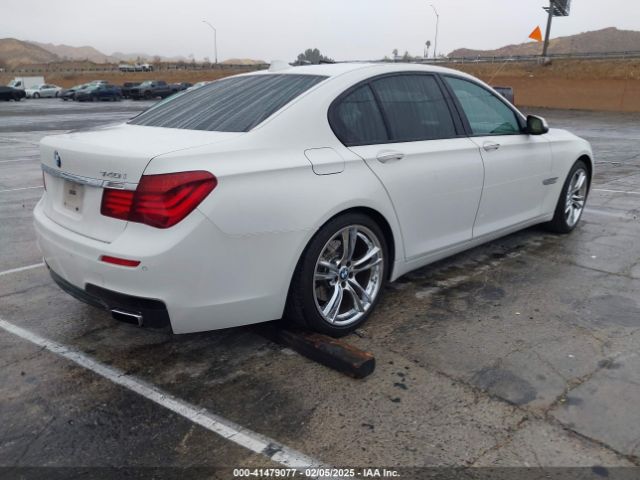 2013 BMW 740I WBAYA6C57DC995338 Photo 3