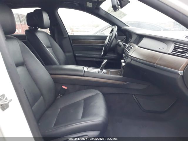 2013 BMW 740I WBAYA6C57DC995338 Photo 4