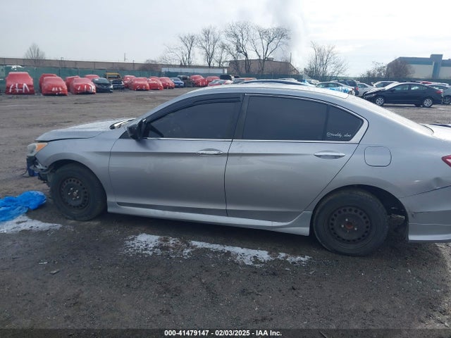 Honda ACCORD LX 2017 1HGCR2F32HA003098 Image 13