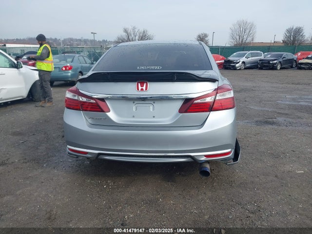 Honda ACCORD LX 2017 1HGCR2F32HA003098 Image 15