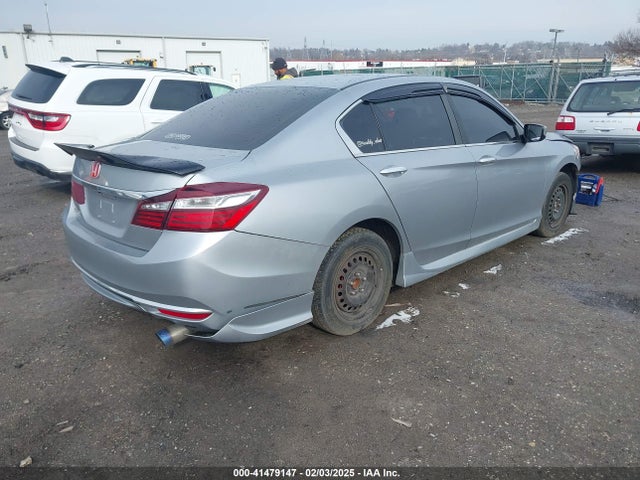 Honda ACCORD LX 2017 1HGCR2F32HA003098 Image 4