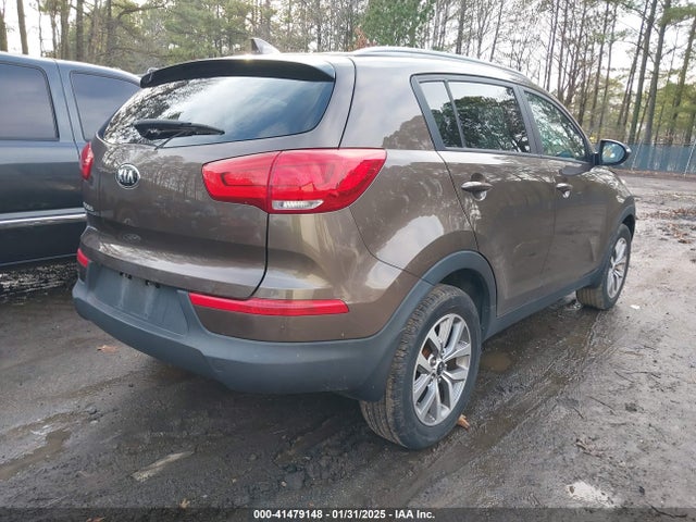 KIA Sportage Lx 2015 KNDPBCACXF7686535 Image 4
