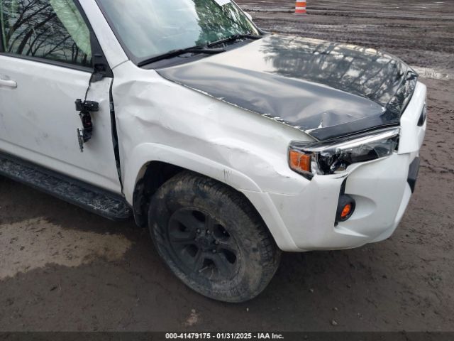 JTEMU5JR7N6063175 Toyota 4RUNNER SR5