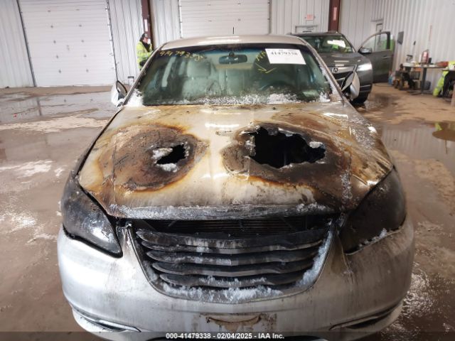 2012 CHRYSLER 200 1C3CCBBB9CN212552 Photo 5