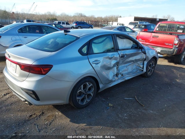3KPF24AD9KE040536 KIA Forte Lxs