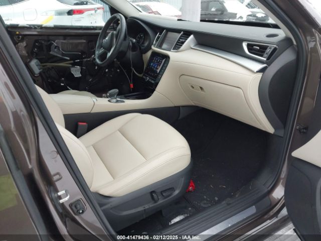 3PCAJ5M30KF129797 Infiniti Qx50 Luxe