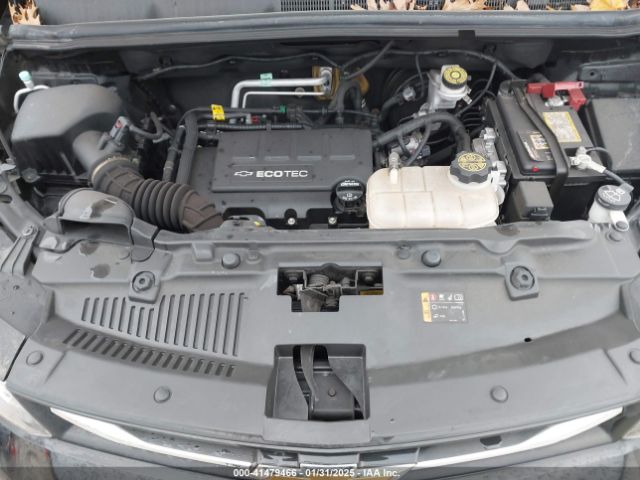 KL7CJKSB9LB084572 Chevrolet Trax Fwd Ls