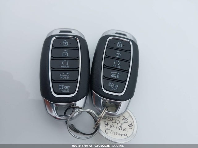 5NPLN4AG6MH029304 Hyundai ELANTRA SEL