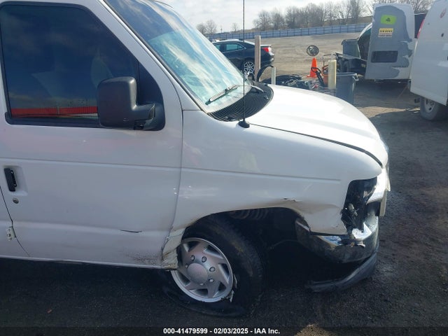 Ford E-250 Commercial 2014 1FTNE2EWXEDA95621 Image 18