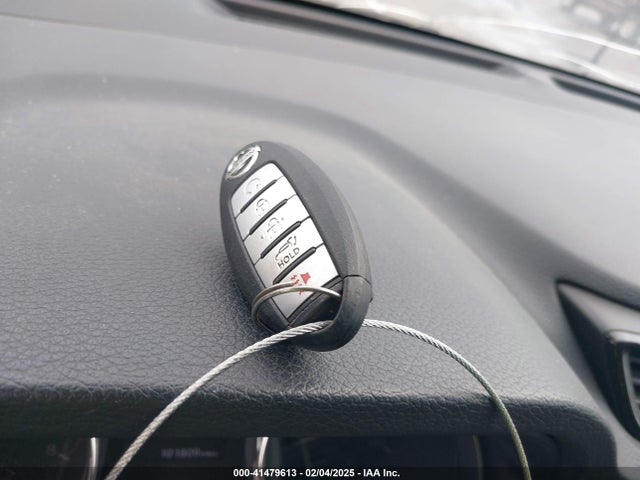 Nissan ROGUE SV 2018 KNMAT2MT0JP516525 Image 11