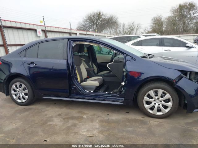 5YFB4MDE8SP258799 Toyota COROLLA LE