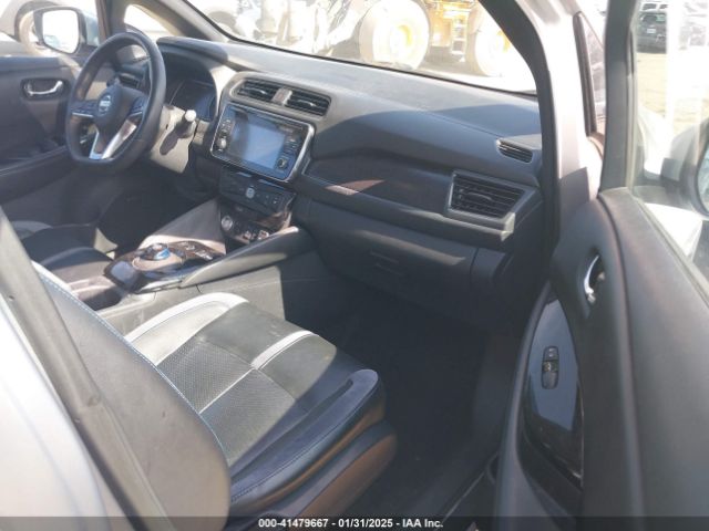 1N4AZ1CP0JC307618 Nissan Leaf Sl