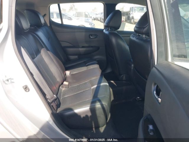 1N4AZ1CP0JC307618 Nissan Leaf Sl