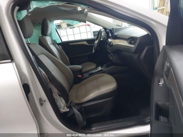 2022 FORD ESCAPE 1FMCU9G61NUB65471 Photo 4