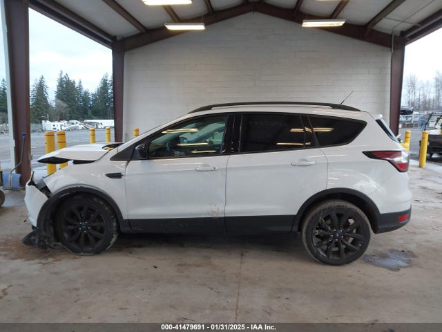 Ford ESCAPE SE 2017 1FMCU0GD9HUB64177 Image 14