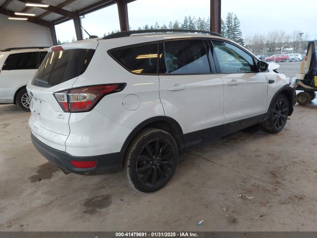 Ford ESCAPE SE 2017 1FMCU0GD9HUB64177 Image 4