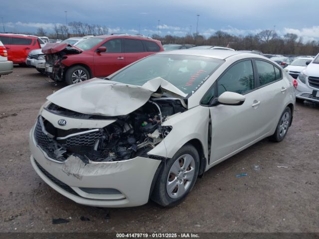 KNAFK4A6XF5407136 KIA FORTE LX