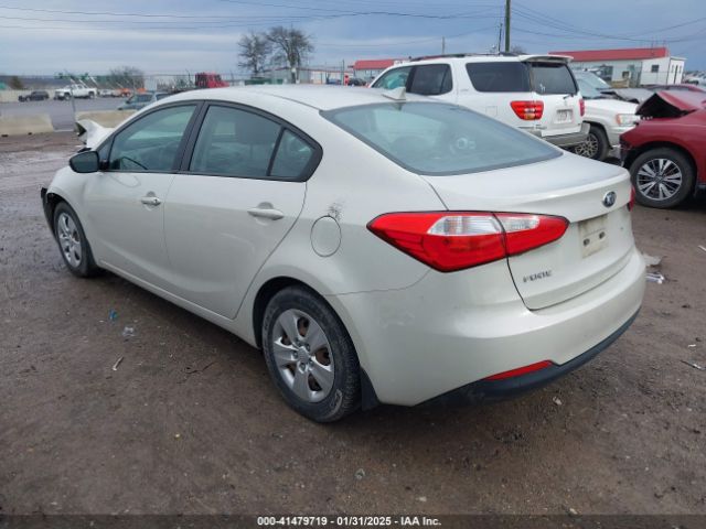 KNAFK4A6XF5407136 KIA FORTE LX