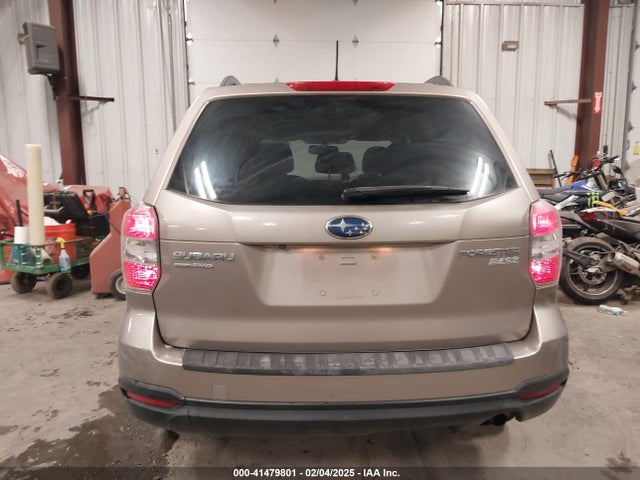 Subaru Forester 2.5i Premium 2014 JF2SJAECXEH510705 Image 16